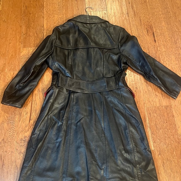 Vintage brown leather coat - Picture 7 of 7